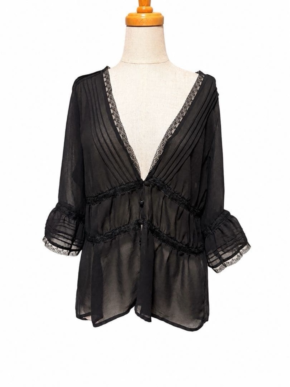moving sale 💕 - j-fashion black lace button front whimsigoth top